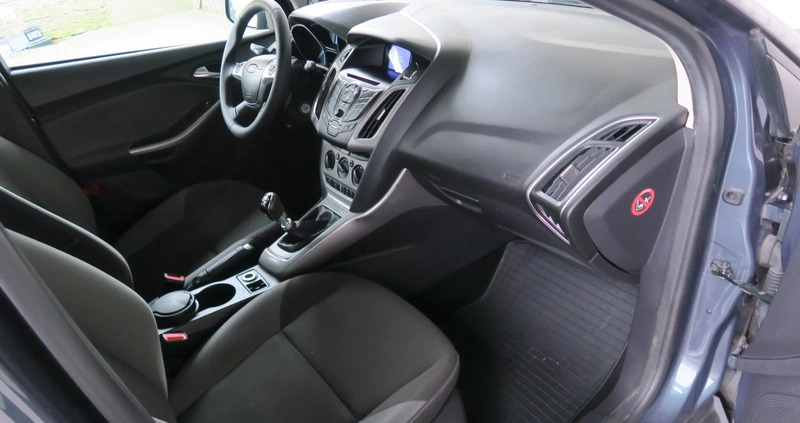Ford Focus cena 24900 przebieg: 180000, rok produkcji 2012 z Izbica Kujawska małe 379